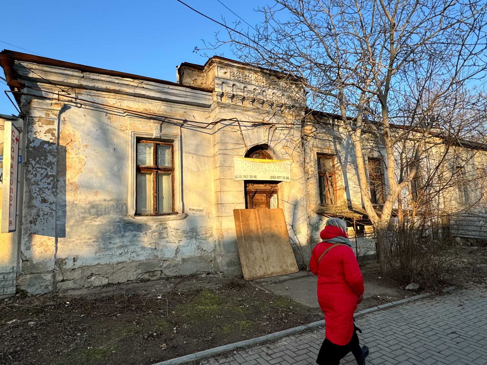 Центр Адмірала Макарова 250 кв.м. фасад ціна 90 тис. у.о.