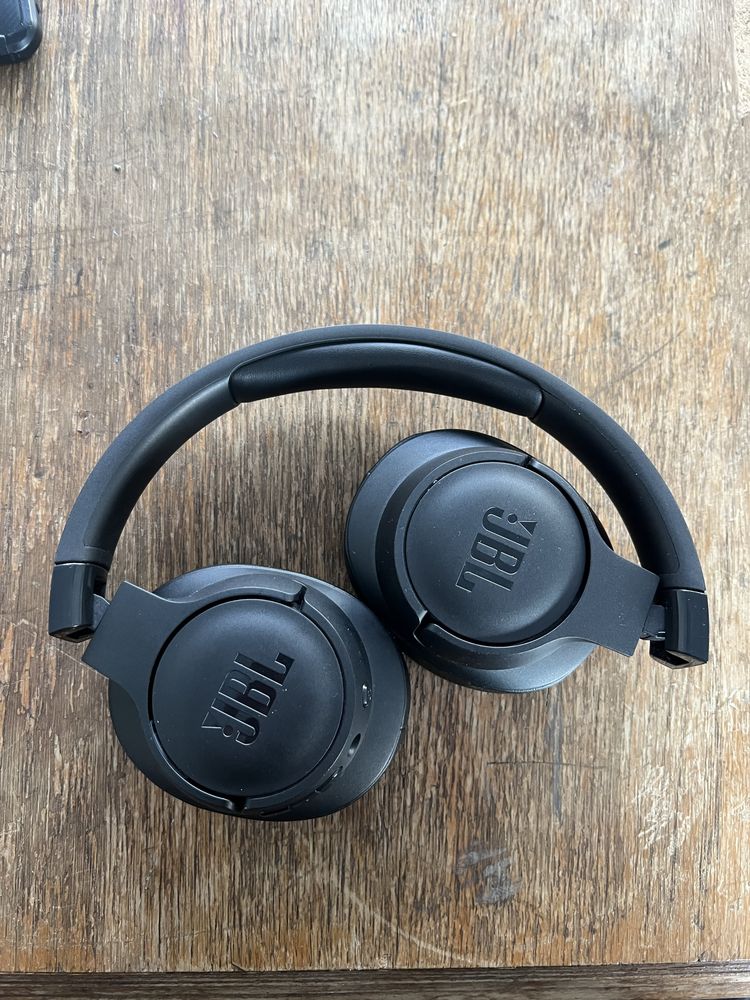 Наушники jbl720tune