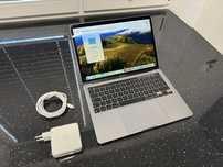 Apple Macbook Pro 13 M1 2020 8gb 256gb ssd Stan Idealny