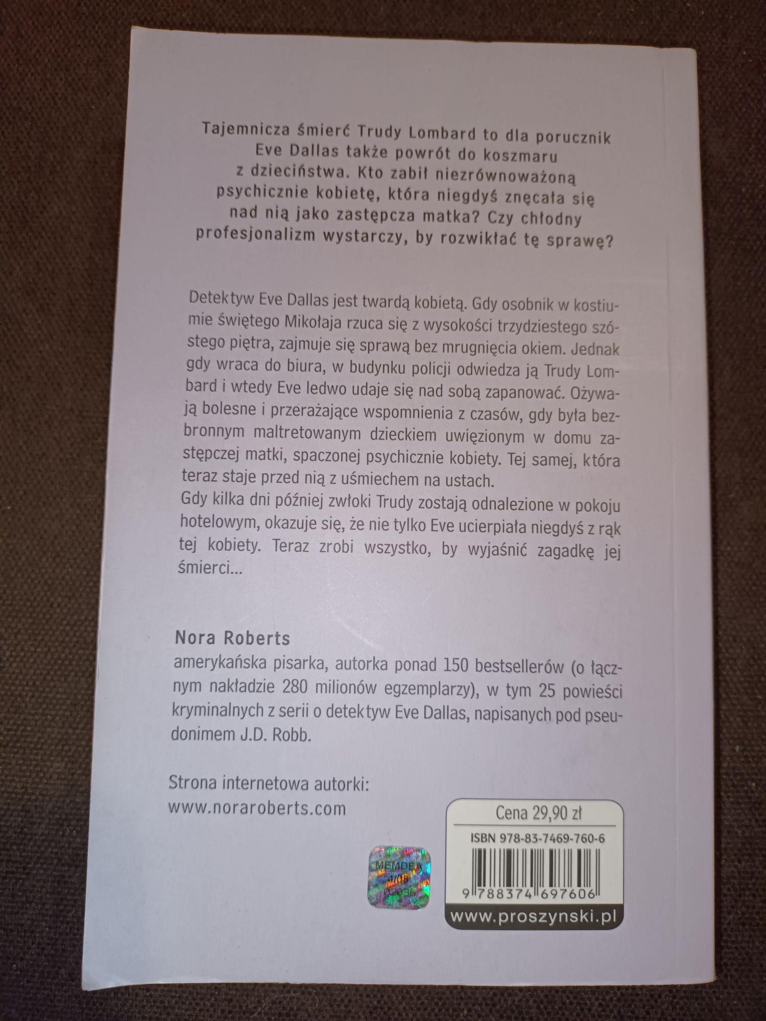 Nora Roberts J.D. Robb Śmierć o tobie pamięta