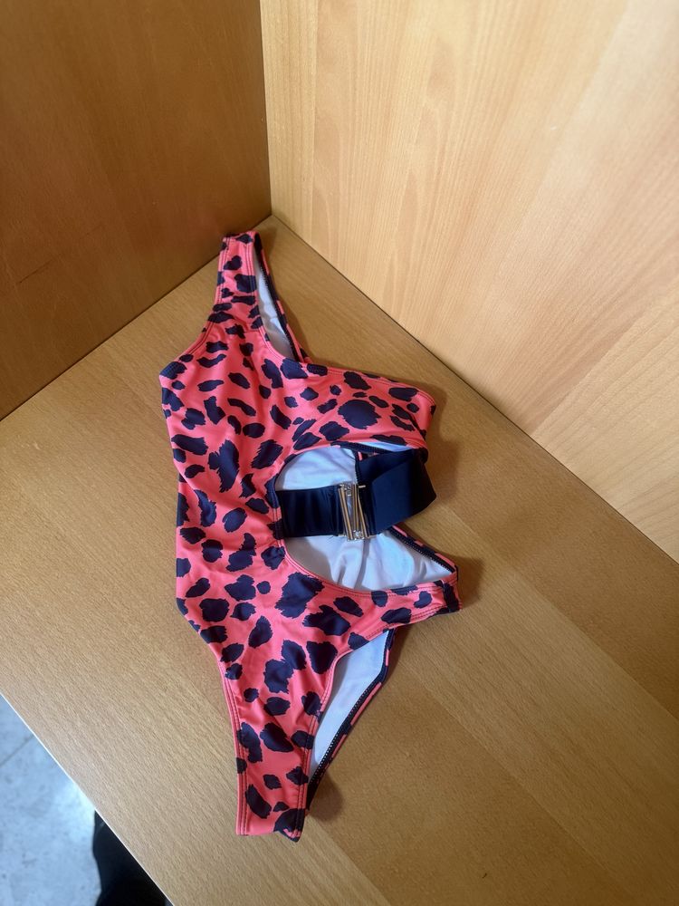 Body  vermelho e preto Novo (verao )