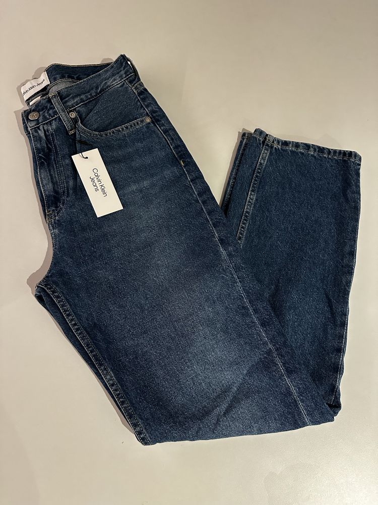 Niebieskie jeansy z prostą nogawką Calvin Klein, rozmiar 38 (M)