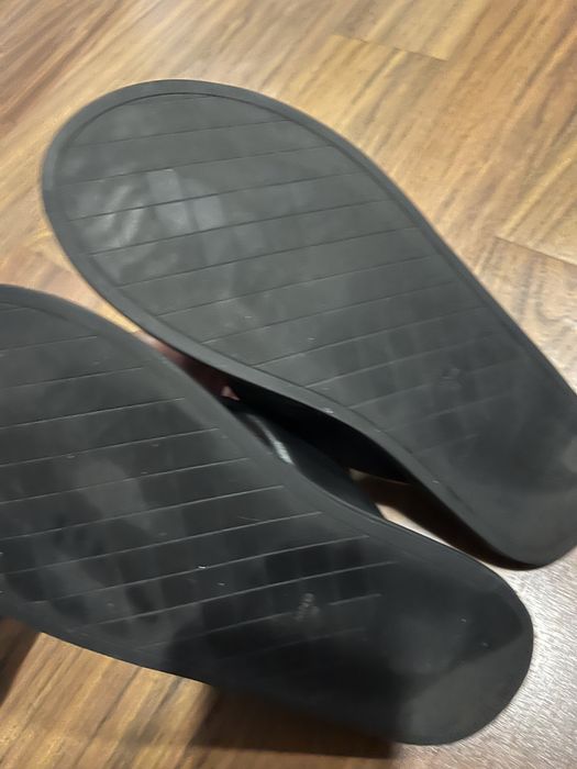 Шлепанцы кожаные