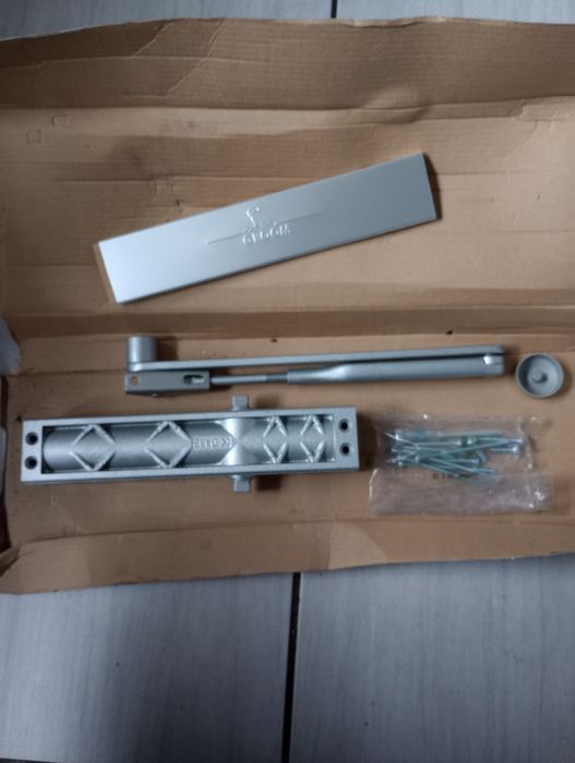 Samozamykacz groom 200 srebrny nowy