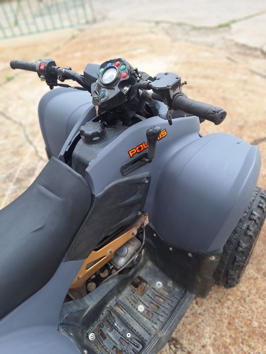 Quad Polaris Phoenix 200! Z pługiem, hak -  doinwestowany warty uwagi