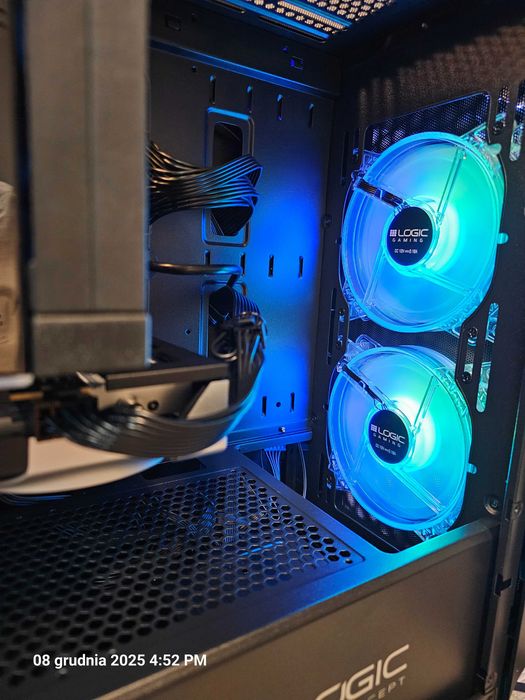 RTX 5050 32GB RAM 512SSD i5-10 gen RGB