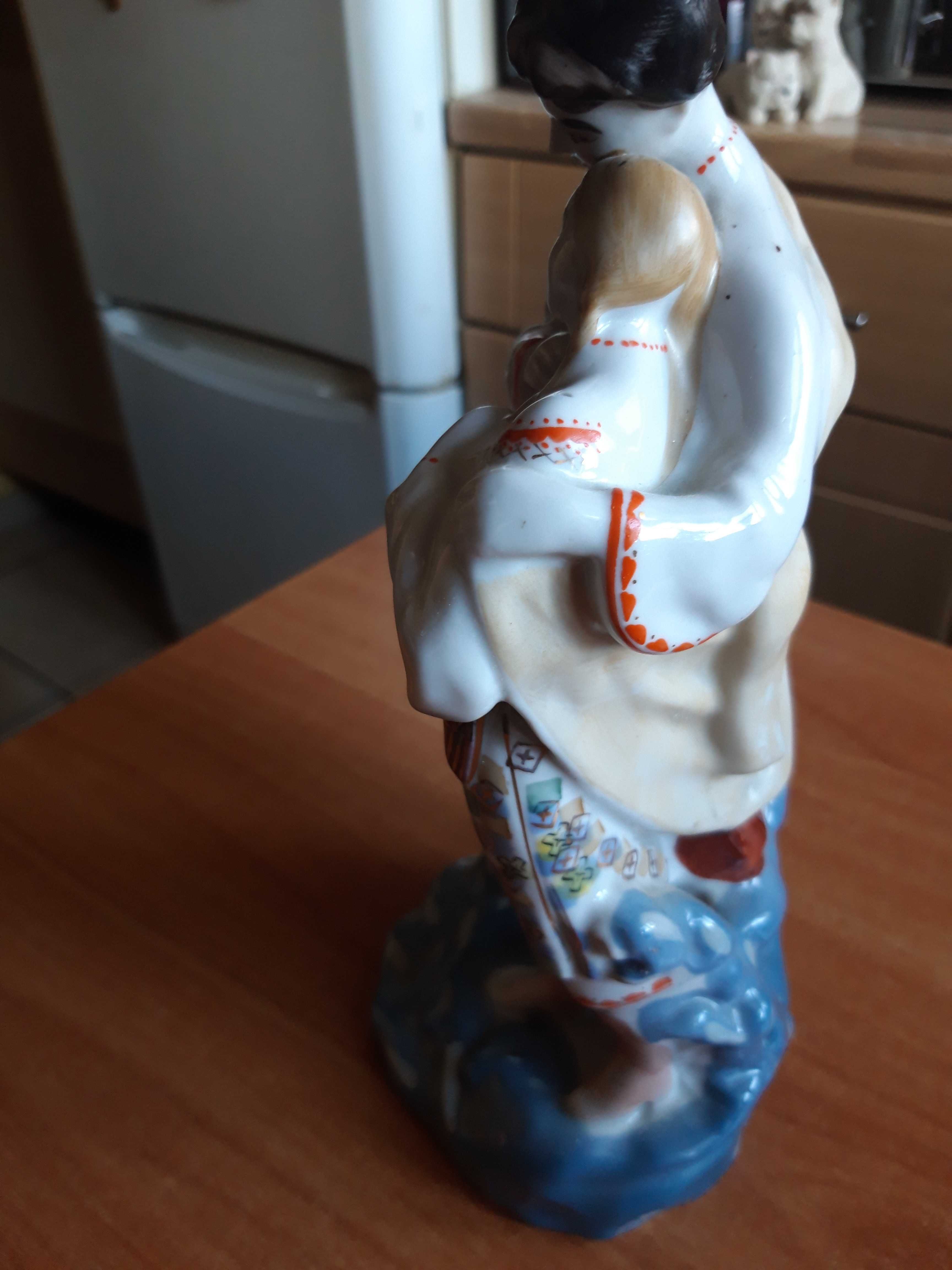 ceramiczna figurka