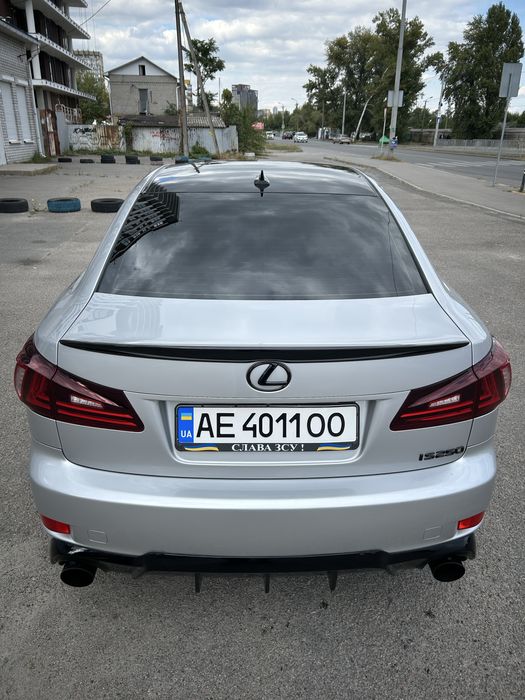 Продам Lexus IS 250