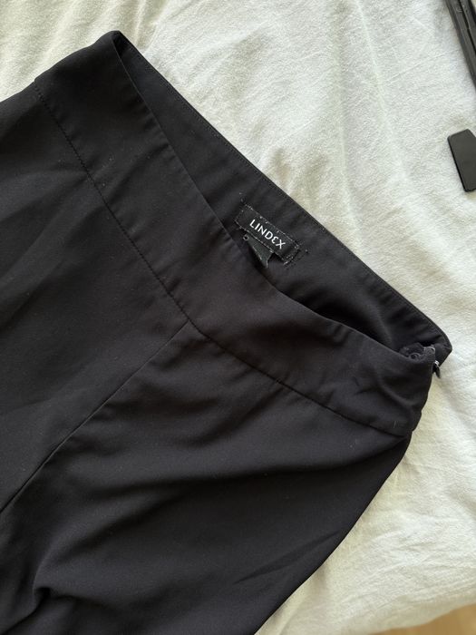 Eleganckie lejące z wysokim stanem spodnie czarne szerokie Lindex 36