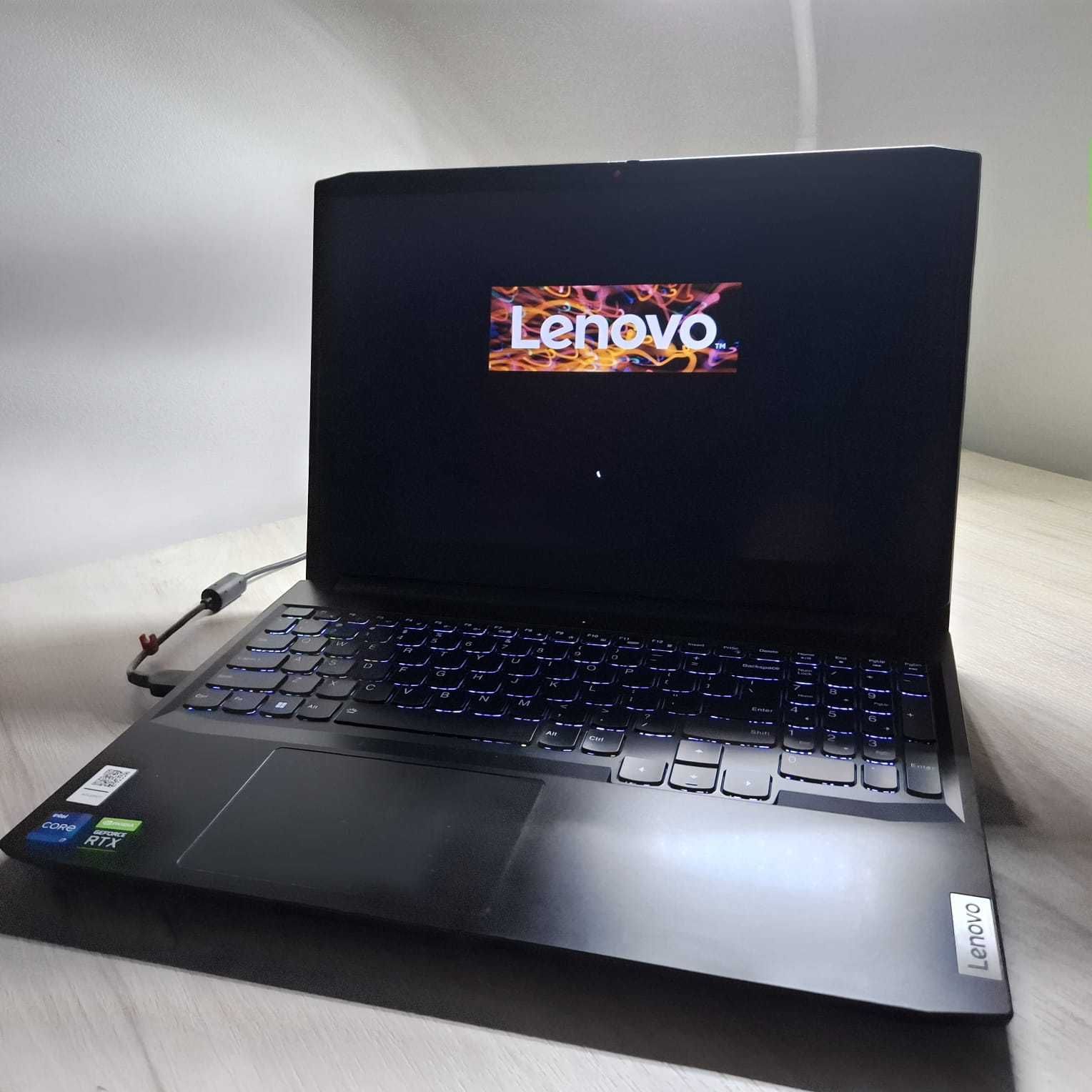 Lenovo IdeaPad Gaming 3 – i7/RTX 3050 Ti/16GB RAM/512GB SSD/Win 11 Pro