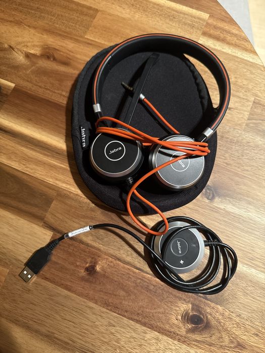 Sluchawki biznesowe jabra evolve 40