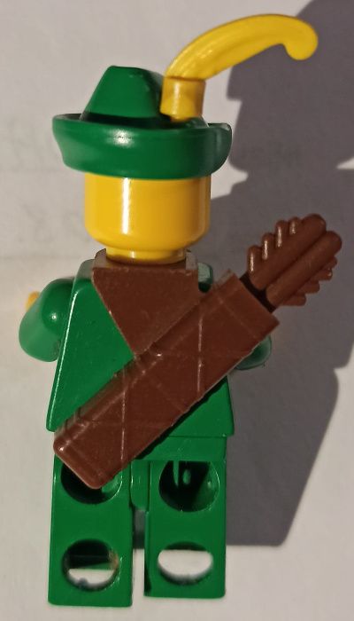 LEGO Castle Forestman cas123a z żółtym piórkiem UNIKAT