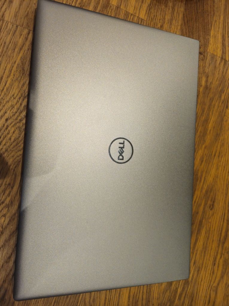 Dell Vostro 5415 Biznesowy Laptop 8GB 256Gb SSD AMD Ryzen 5 WIN 11 PRO