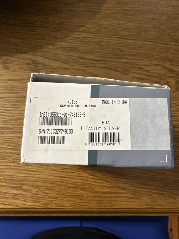 Telefon komprkowy LG KG130 nowy, nieuzywany