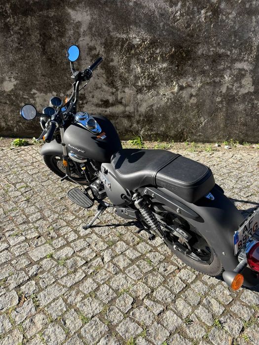 Vendo Keeway Superlight 125 EL como nova