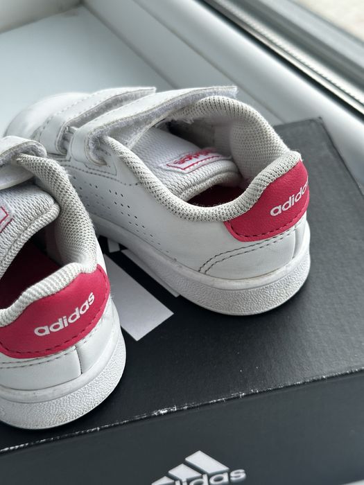 Дитячі кросівки Adidas 22р.