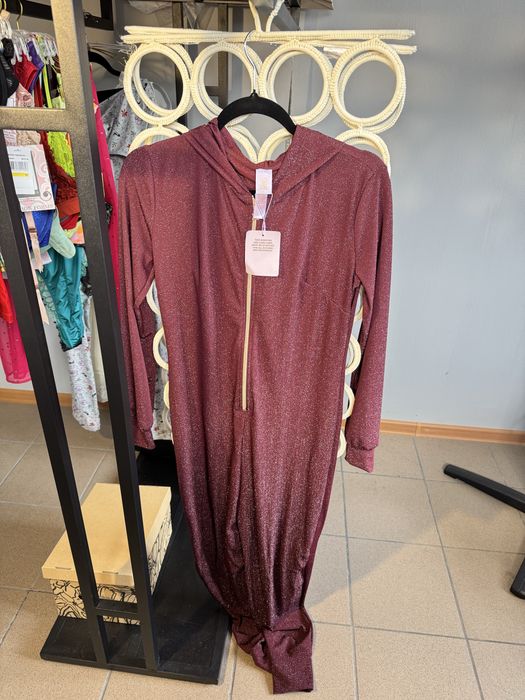 Продам білизну цілим лотом,білизна уся нова брендова