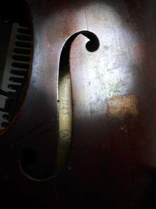 Skrzypce Stradivarius Cremona z praskiej manufaktury 1723 rok