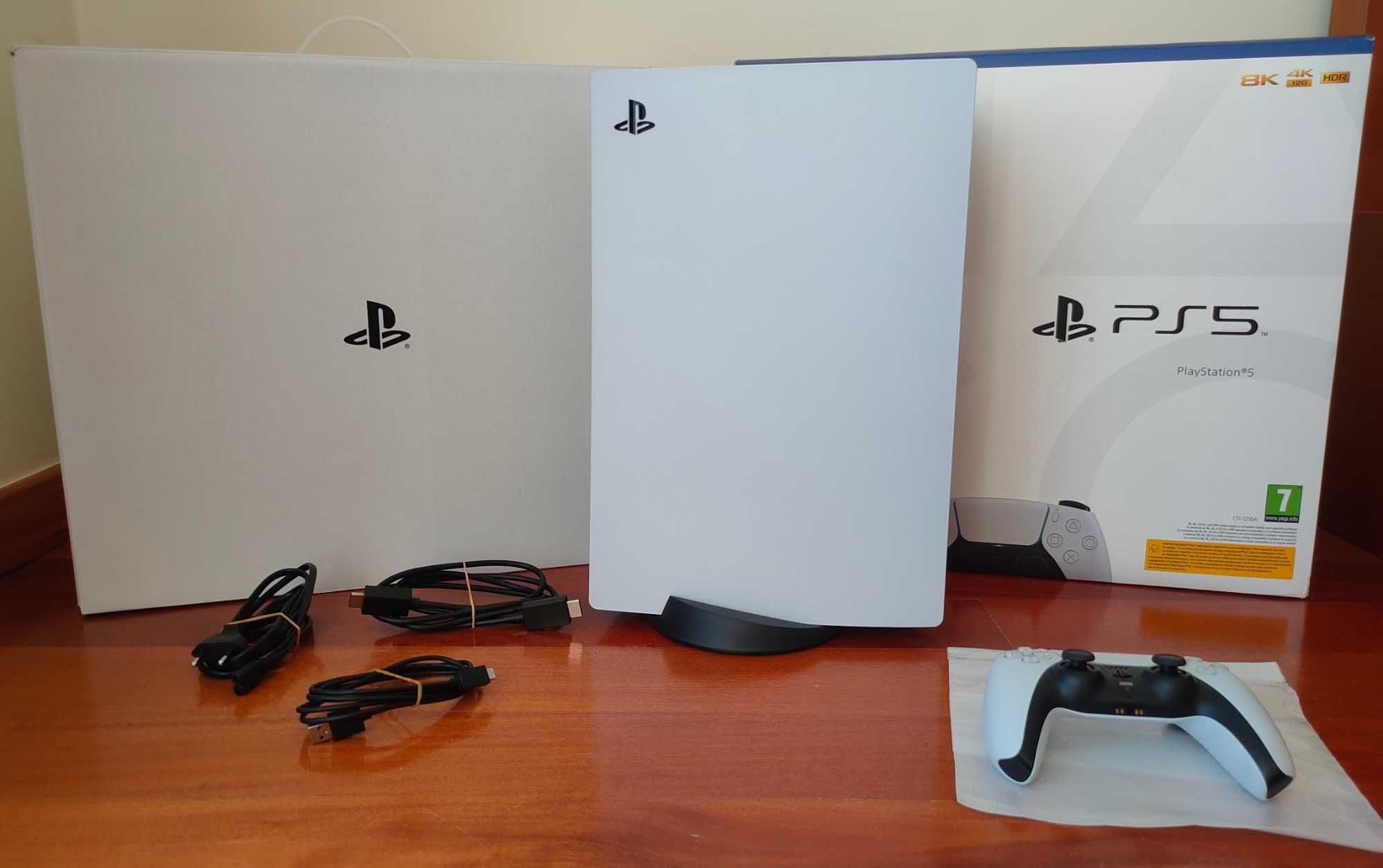 Playstation 5 em estado irrepreensível com garantia de 2 anos