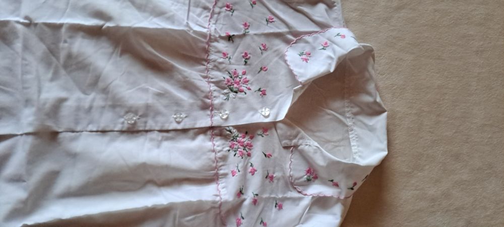 Koszula nocna - biała haftowana