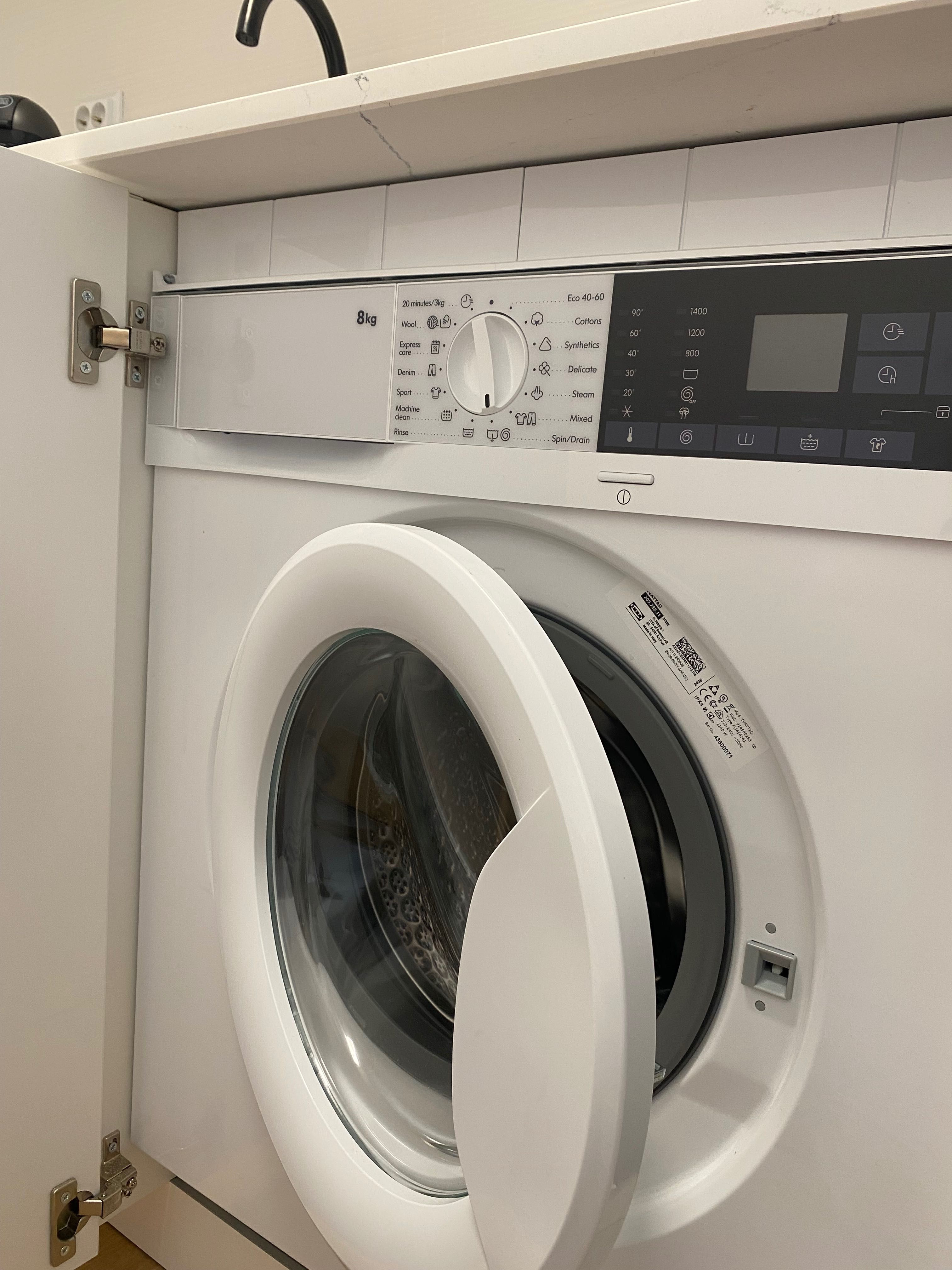 Nova! Máquina de lavar roupa integrada