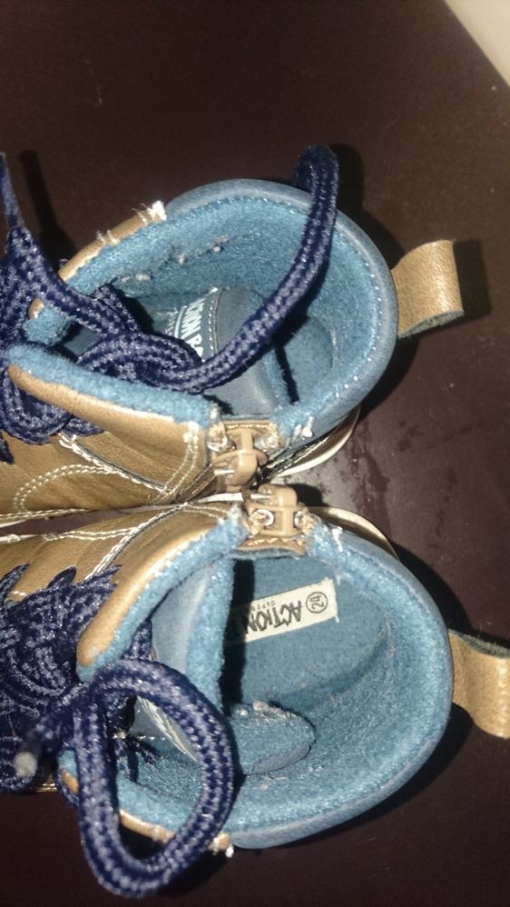 Buty ocieplane rozmiar 24