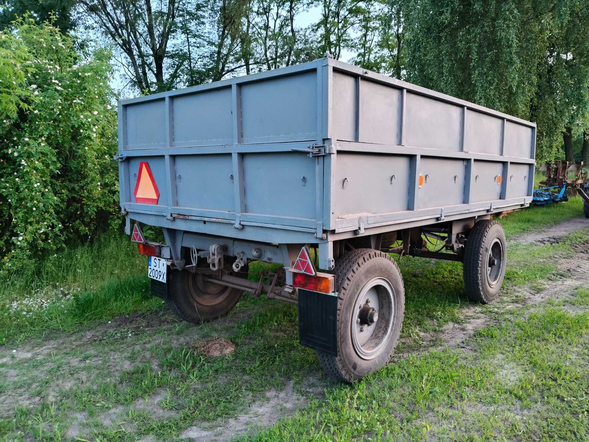 Przyczepa skrzyniowa D-47A