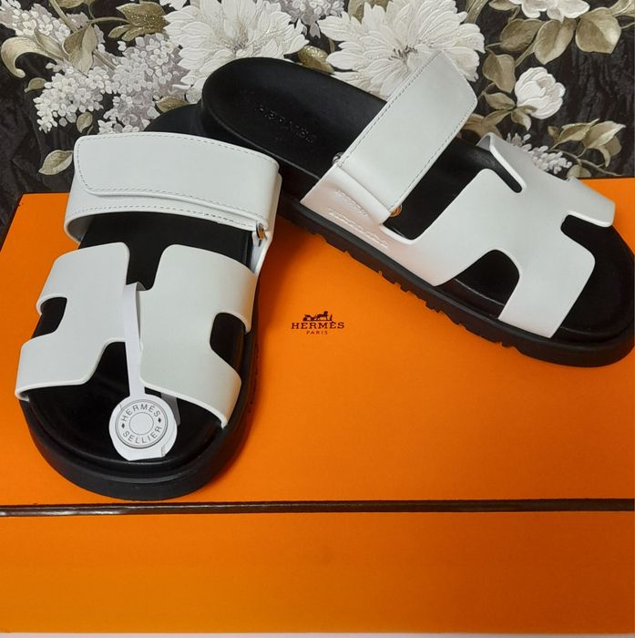 Шлепки кожаные Hermes на ногу 22,5-23 см