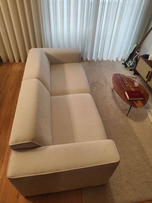 Sofá "GHARIB" da loja Area