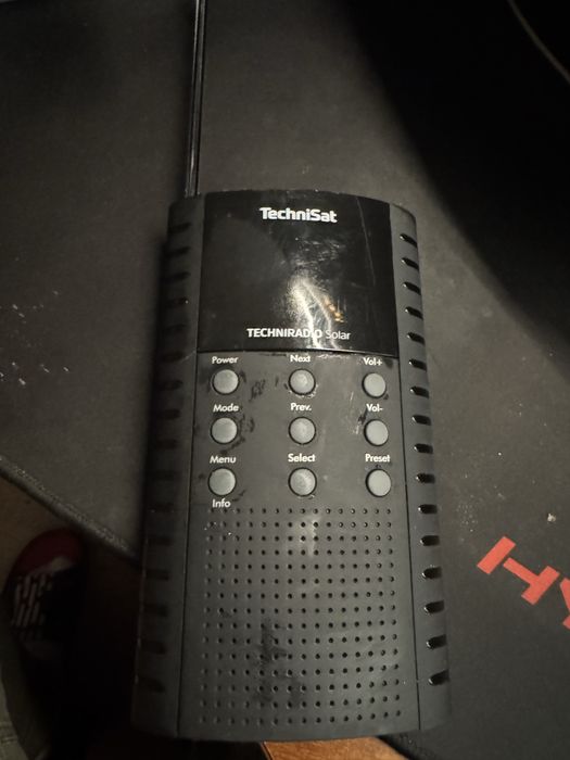 Радіо з сонячною панеллю TECHNIRADIO SOLAR