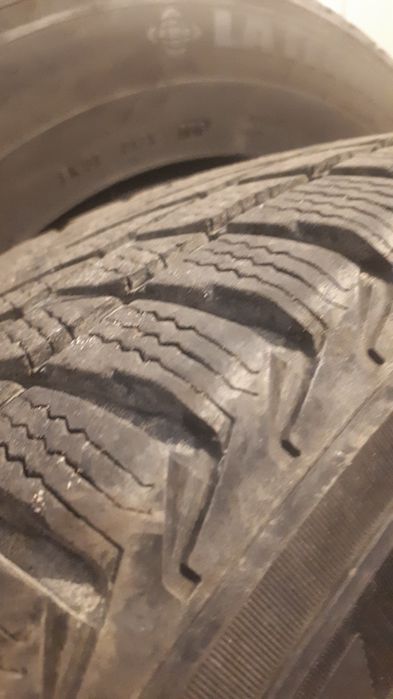 Opona zimowa r 17 Michelin wielosezon 4szt.