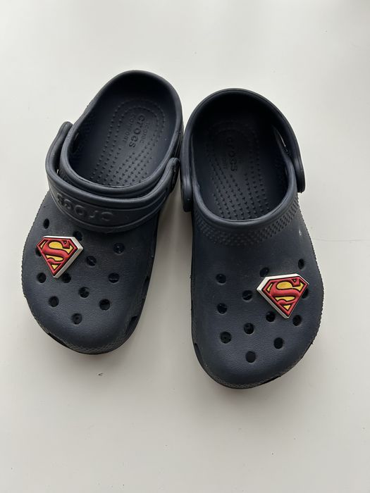 Crocs c 10 na chłopca