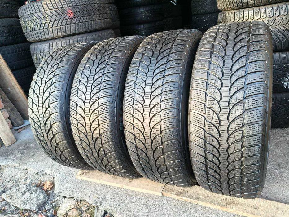Bridgestone Blizzak LM-32 225/55r17 4шт, ЗИМА. Привезены из Германии