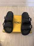 Sandalias FENDI Numero 42 novas sem uso