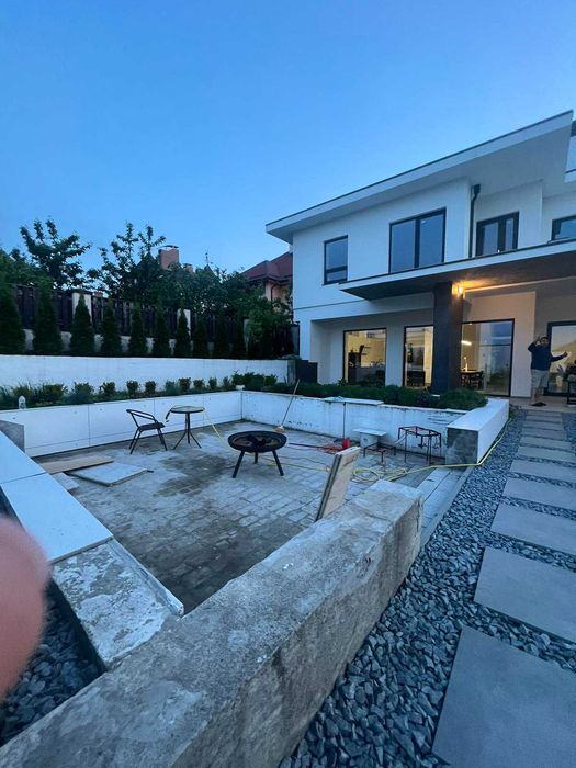 Продаж сучасного будинку в с. Солонка з ландшафтним дизайном