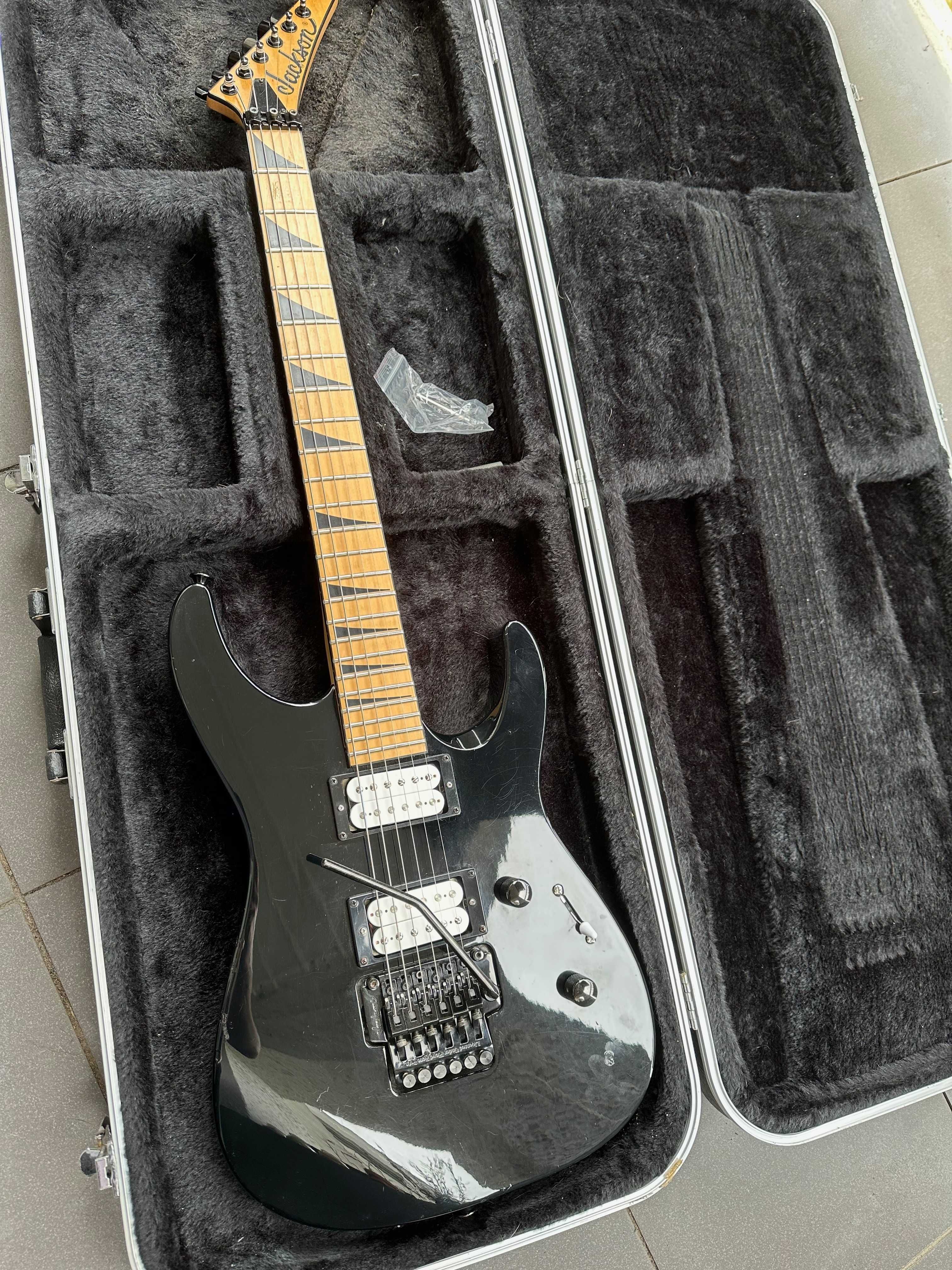 Jackson Dinky DK2M Made in Japan Tonerider futerał