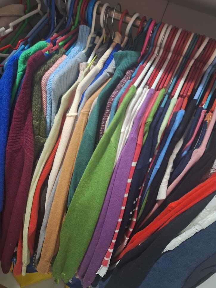 Lote de roupa de mulher