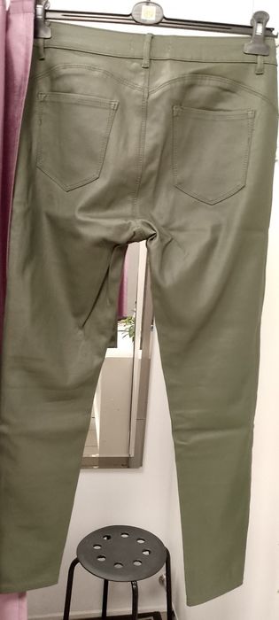 Spodnie damskie ciemna zieleń