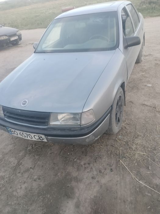 Продаю Опель вектра а