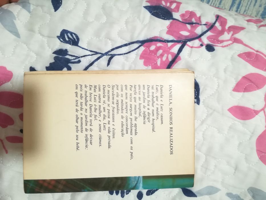 Livros: sonhos realizados, o segredo do castelo de lua e arrepios