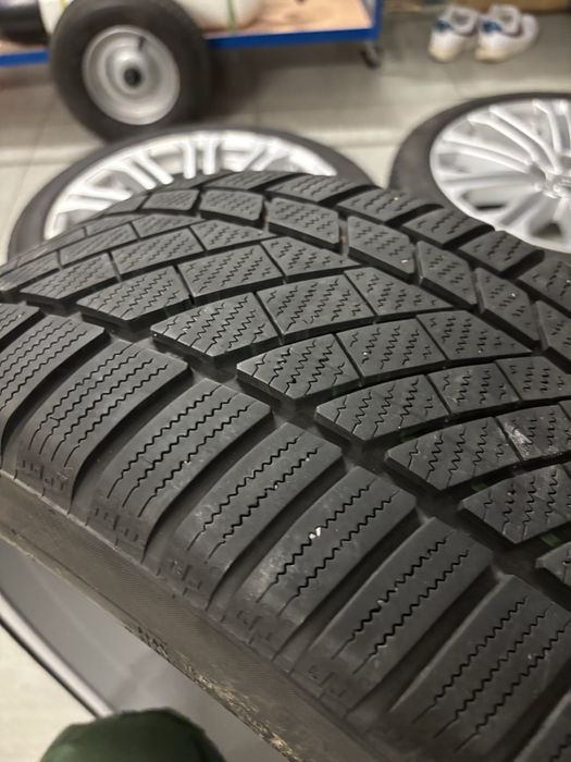 Koła zimowe Audi 18’ RunFlat.