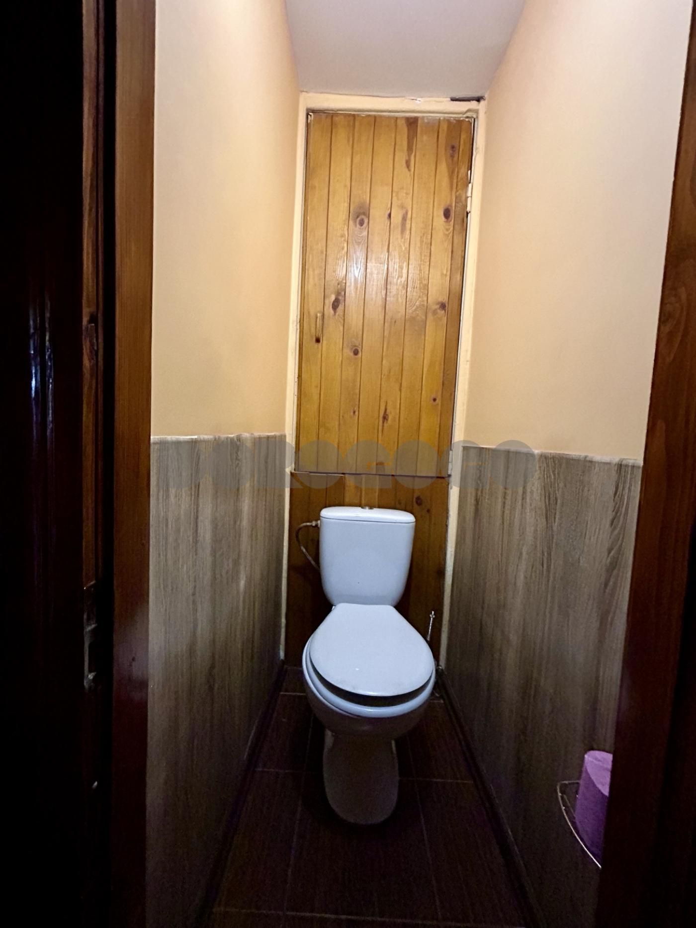 Продаж 3 кімн. кв-ри 70 м2 вул. Зодчих, 68/2