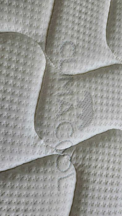 Colchão Topo de Gama como Novo (muito pouco uso)