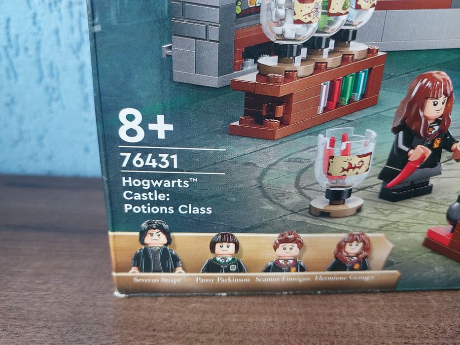 Lego Harry Potter Гаррі Поттер Урок зіллєваріння
