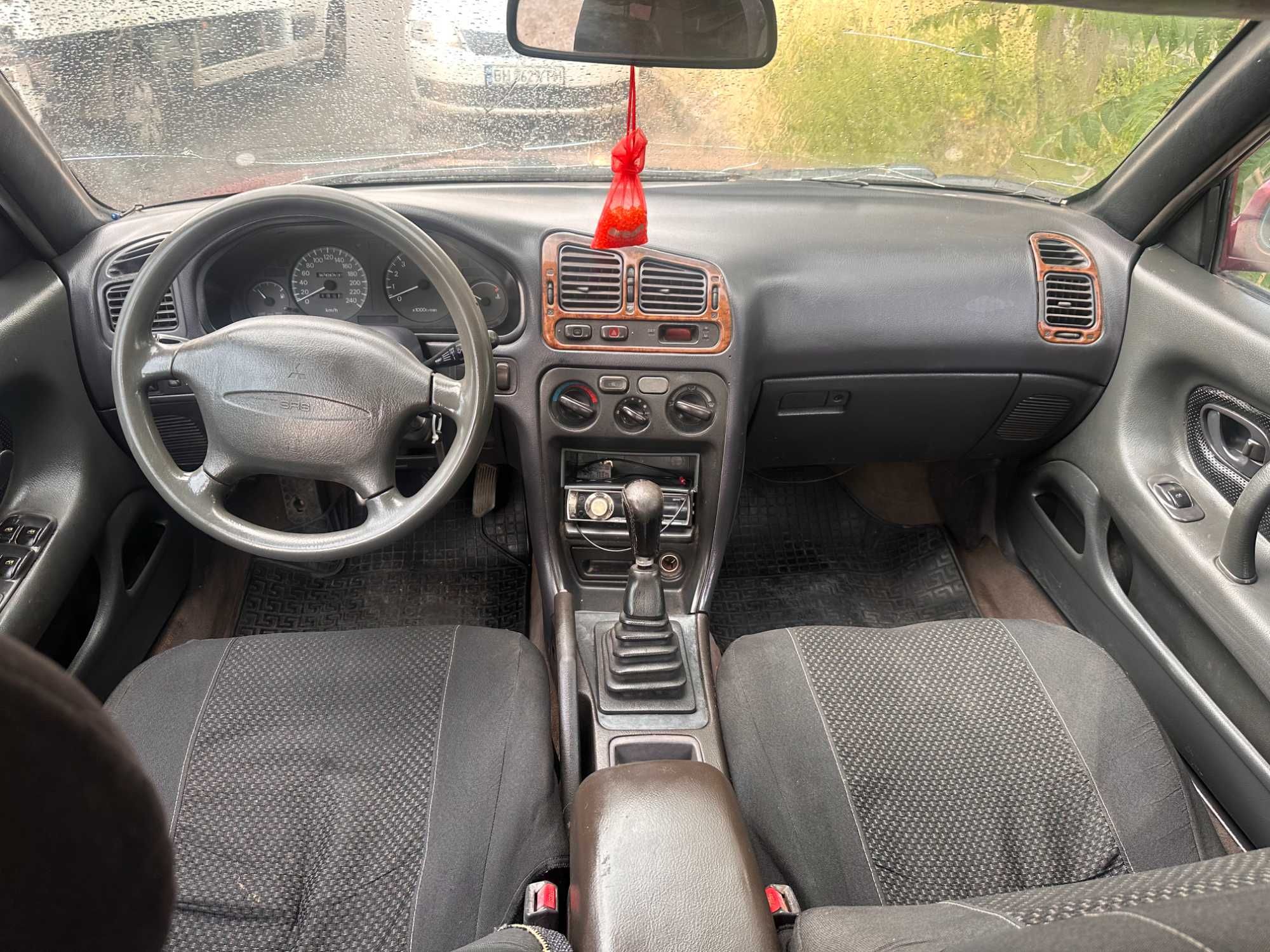 Mitsubishi Galant GT 2.0 V6 в хорошем состоянии на полном ходу