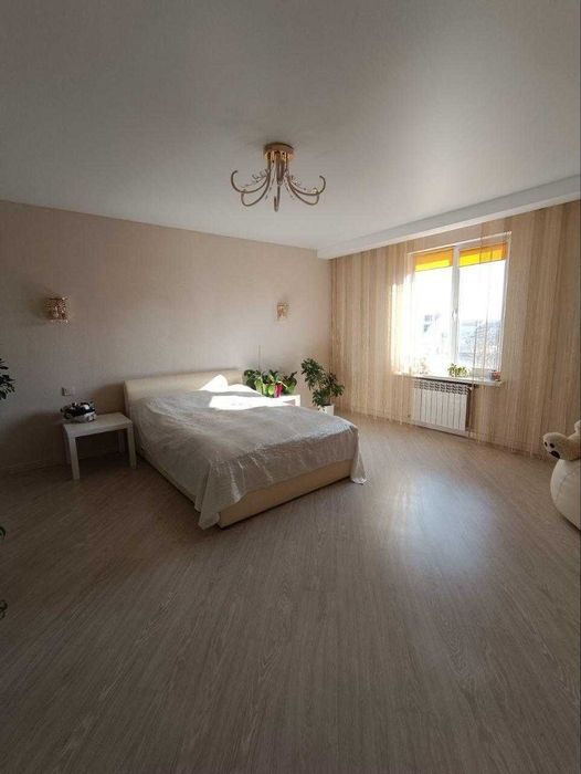 Продам 2-х этажный дом на Черемушках. Ремонт.