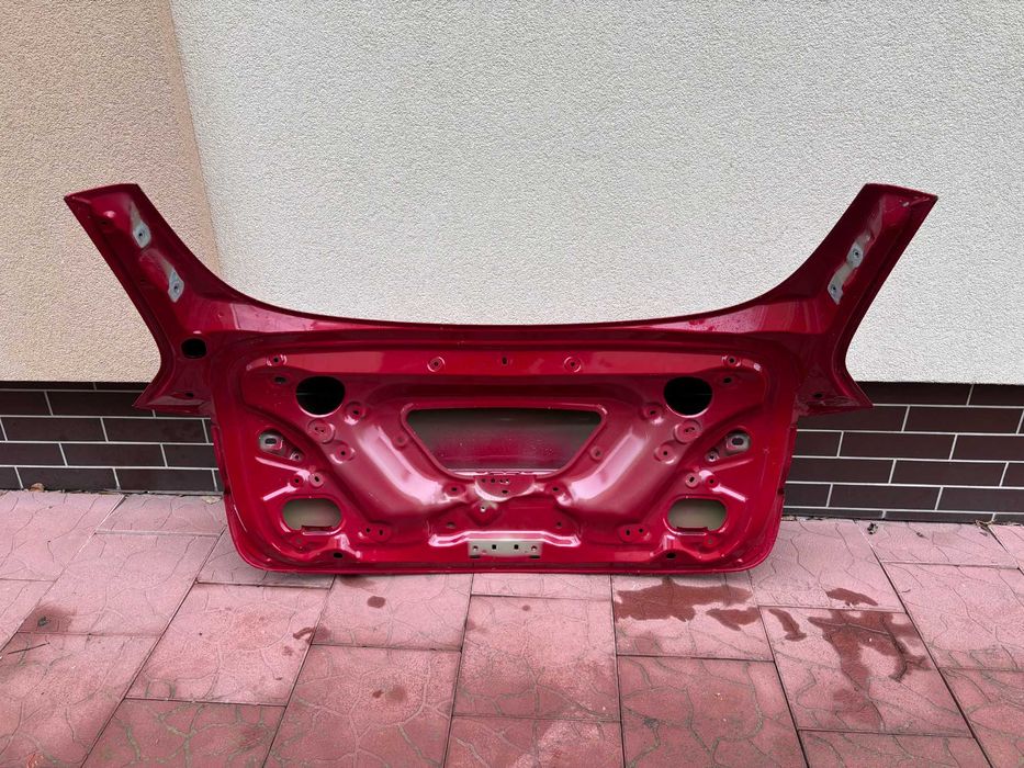 До встановлення! Кришка багажника Tesla model 3 2020-