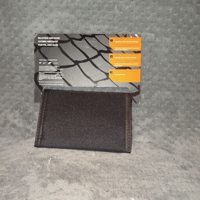 Без предплати Гаманець Nike