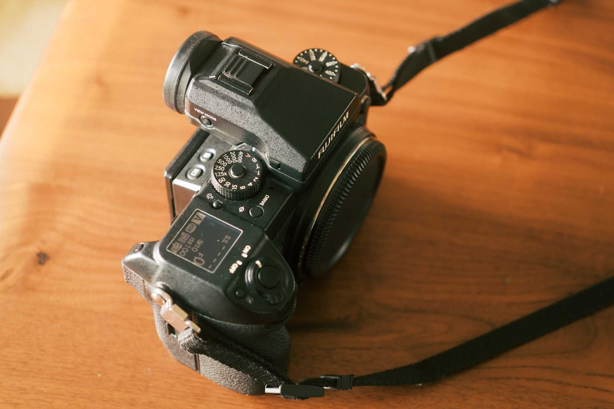 Fujifilm GFX 50S com 3 lentes - 16.000 disparos