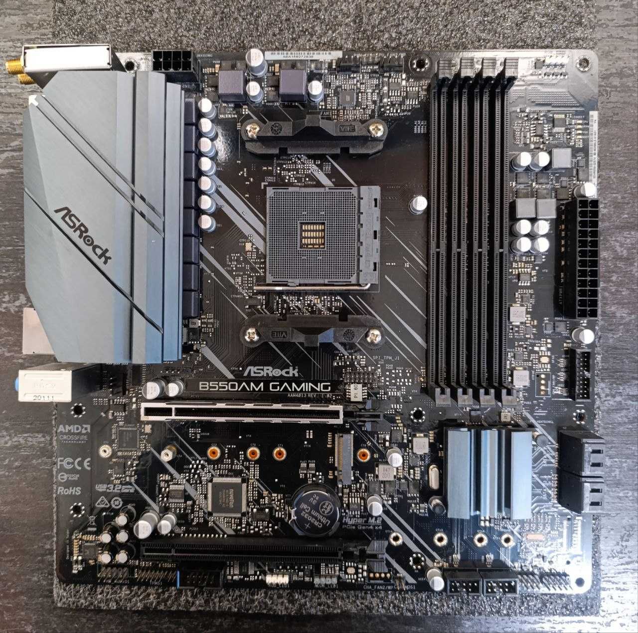 Ryzen 7 5700X+32 DDR4 +ASRock B550AM Gaming Материнська плата Комплект